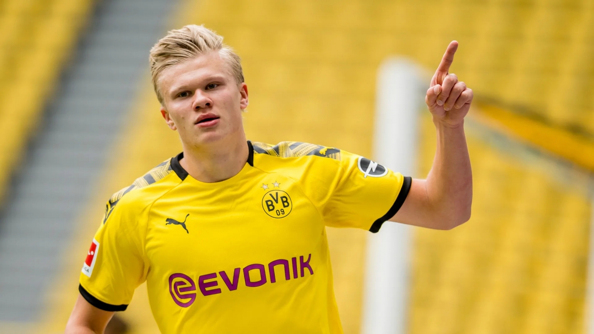 Erling Haaland tuyên bố ở lại Dortmund