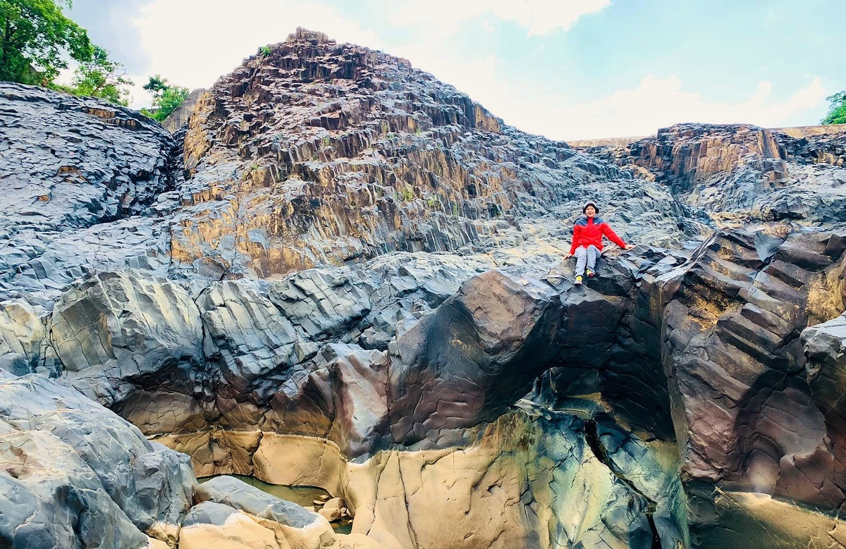 Bãi đá cổ hình lục lăng ở Đôn Hyang sở hữu vẻ đẹp tuyệt vời